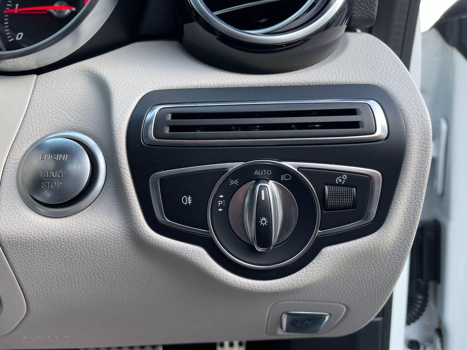 Used Mercedes-Benz C Class 2017 for sale - 77073998: Photo 21