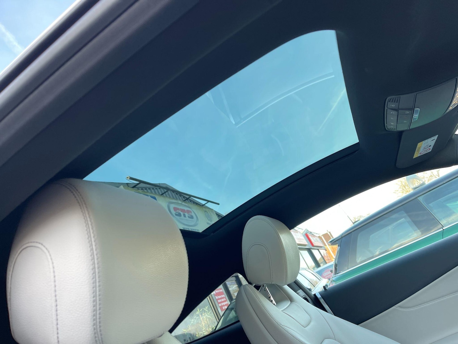 Used Mercedes-Benz C Class 2017 for sale - 77073998: Photo 40