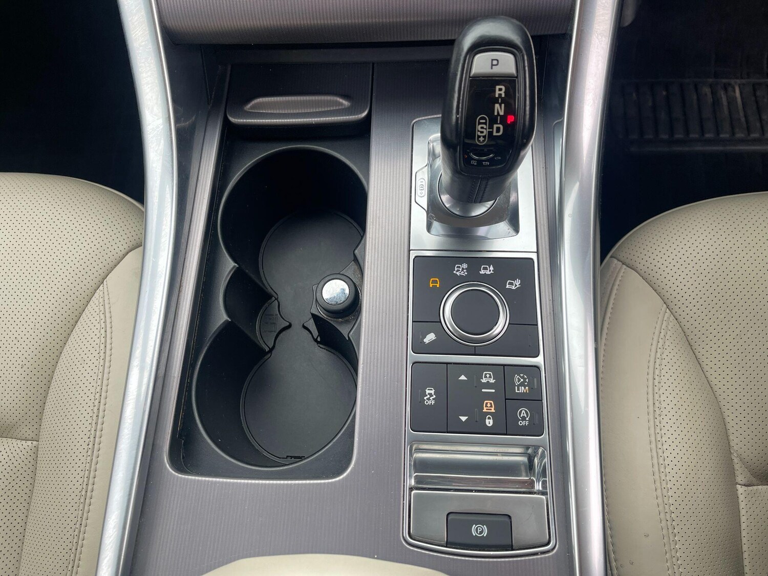 Used Land Rover Range Rover Sport 2017 for sale - 76012809: Photo 38