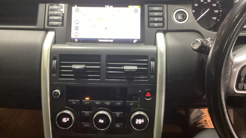 Used Land Rover Discovery Sport 2018 for sale - 76849723: Photo 15