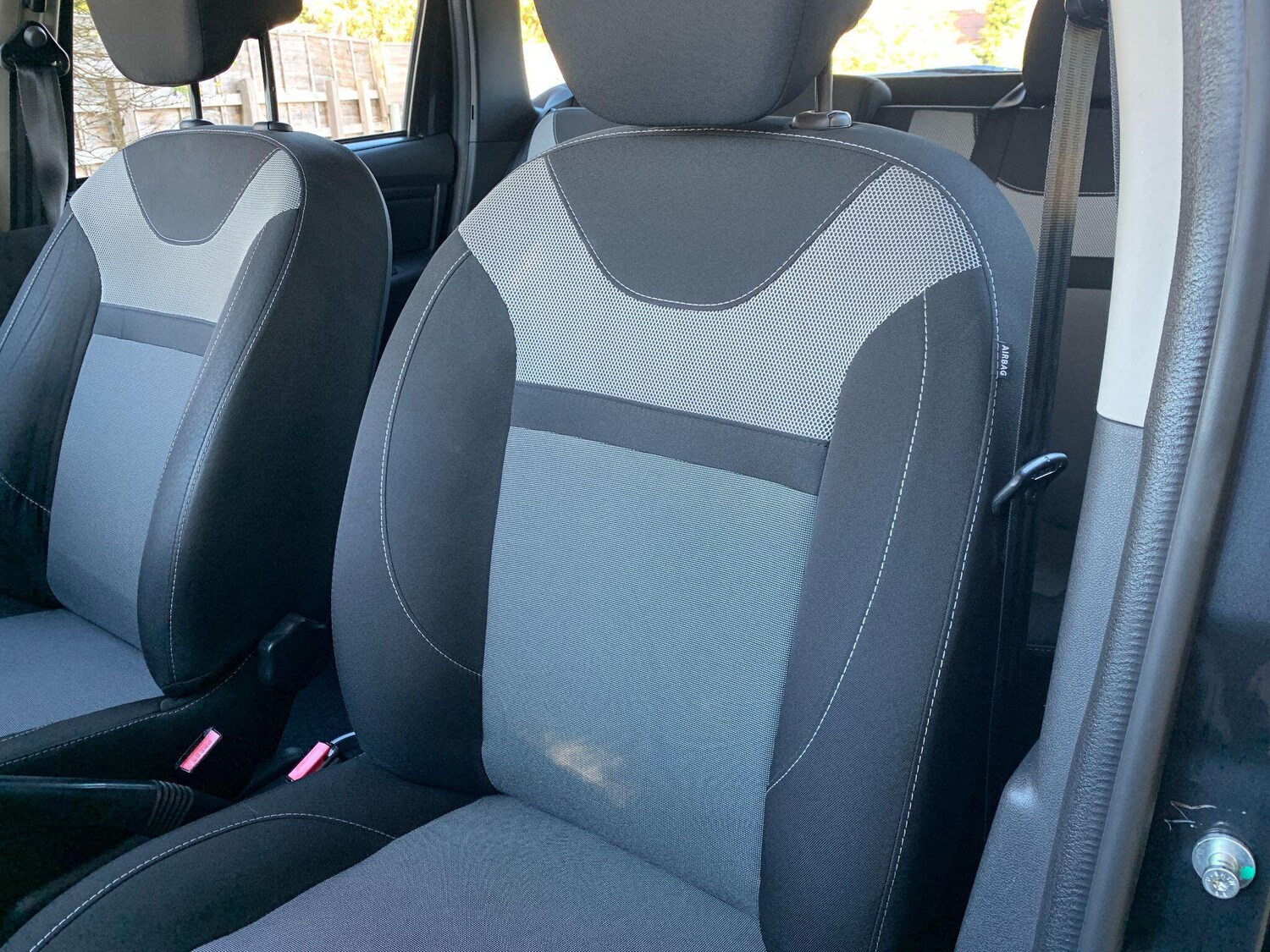 Used Dacia Duster 2018 for sale - 76825101: Photo 12