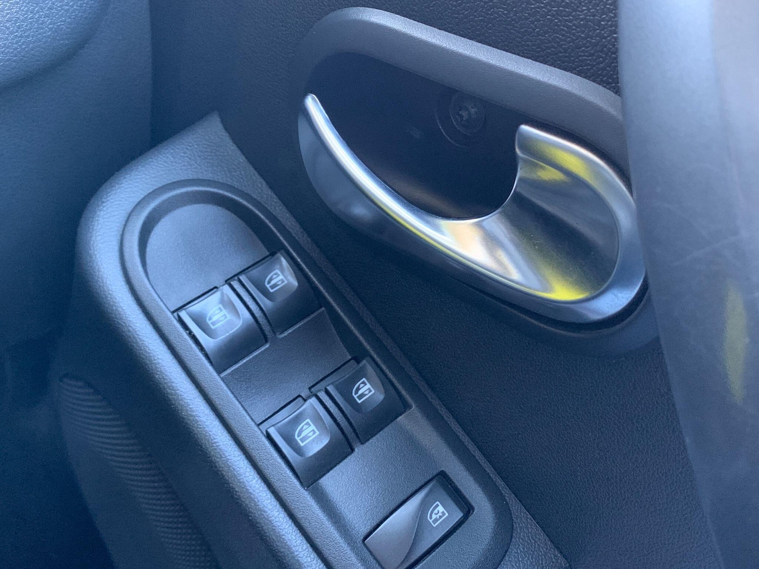 Used Dacia Duster 2018 for sale - 76825101: Photo 20