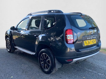 Used Dacia Duster 2018 for sale - 76825101: Photo