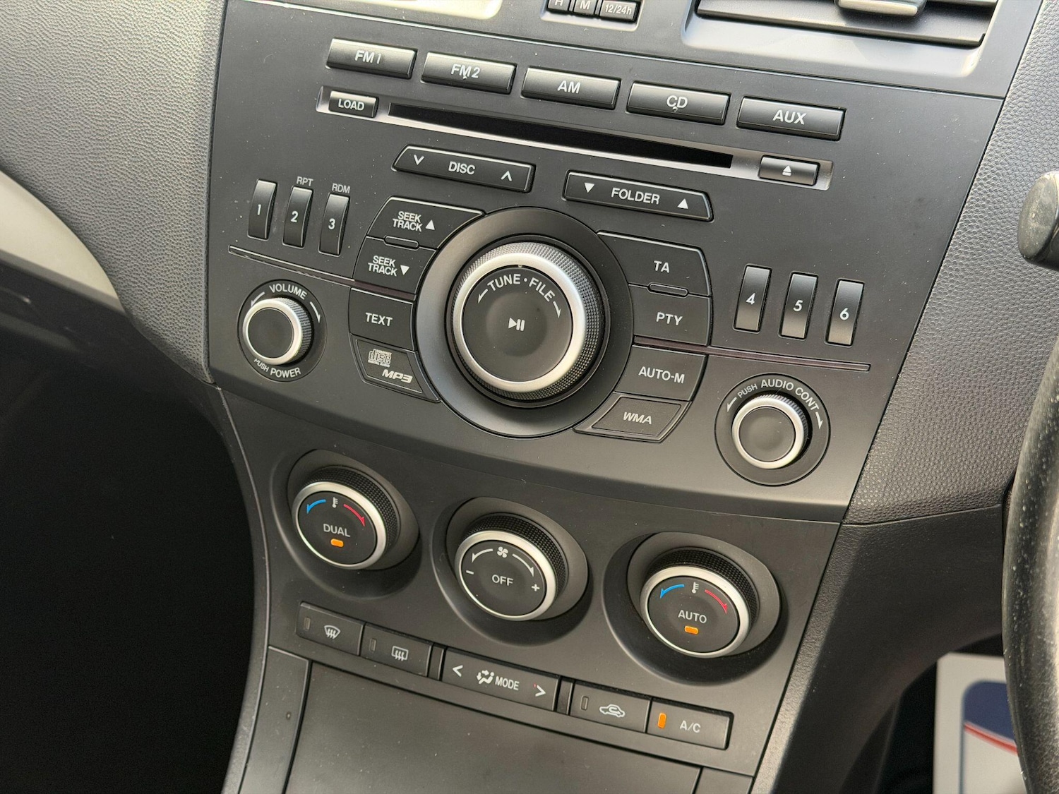 Used Mazda Mazda3 2013 for sale - 77768039: Photo 10