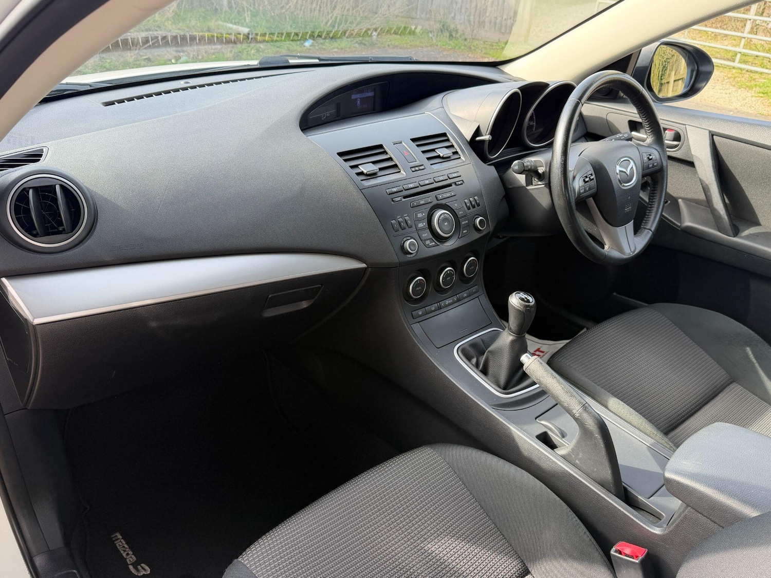 Used Mazda Mazda3 2013 for sale - 77768039: Photo 9