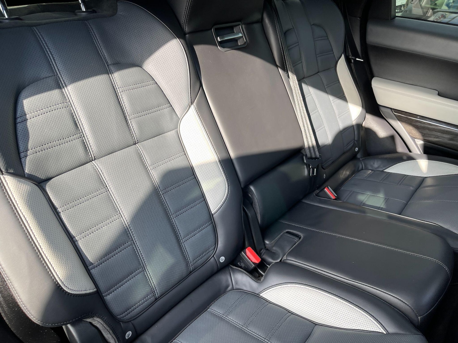 Used Land Rover Range Rover Sport 2015 for sale - 76021073: Photo 36