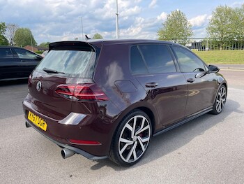 Used Volkswagen Golf 2017 for sale - 78334400: Photo