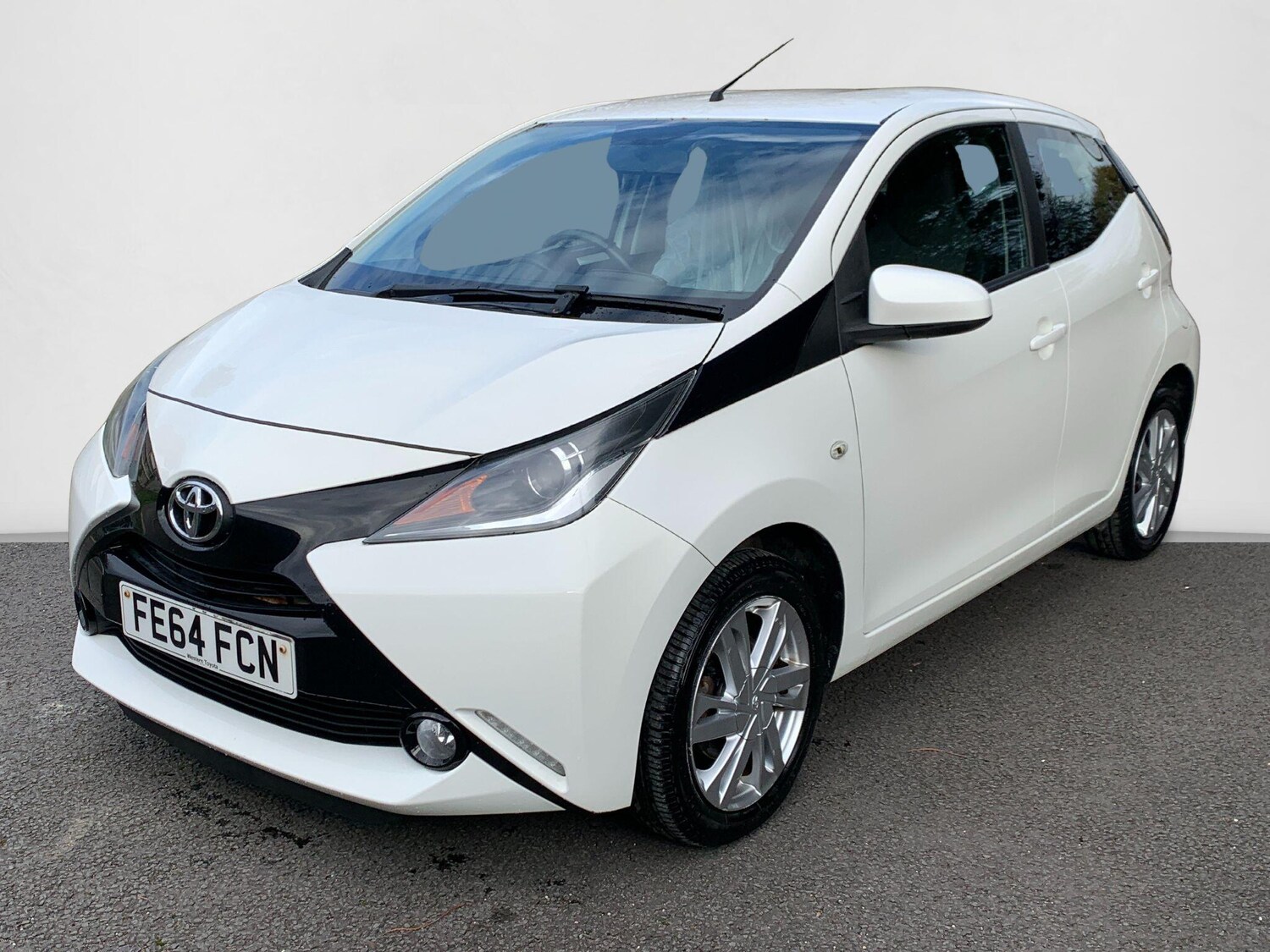 Used Toyota AYGO 2014 for sale - 76409223: Photo 3