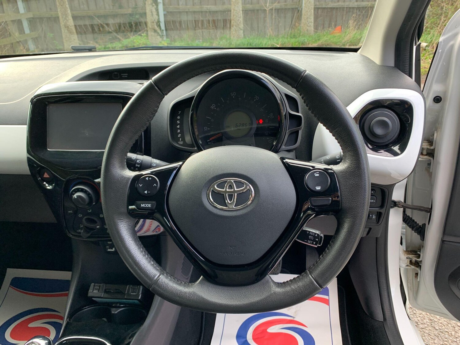 Used Toyota AYGO 2014 for sale - 76409223: Photo 9