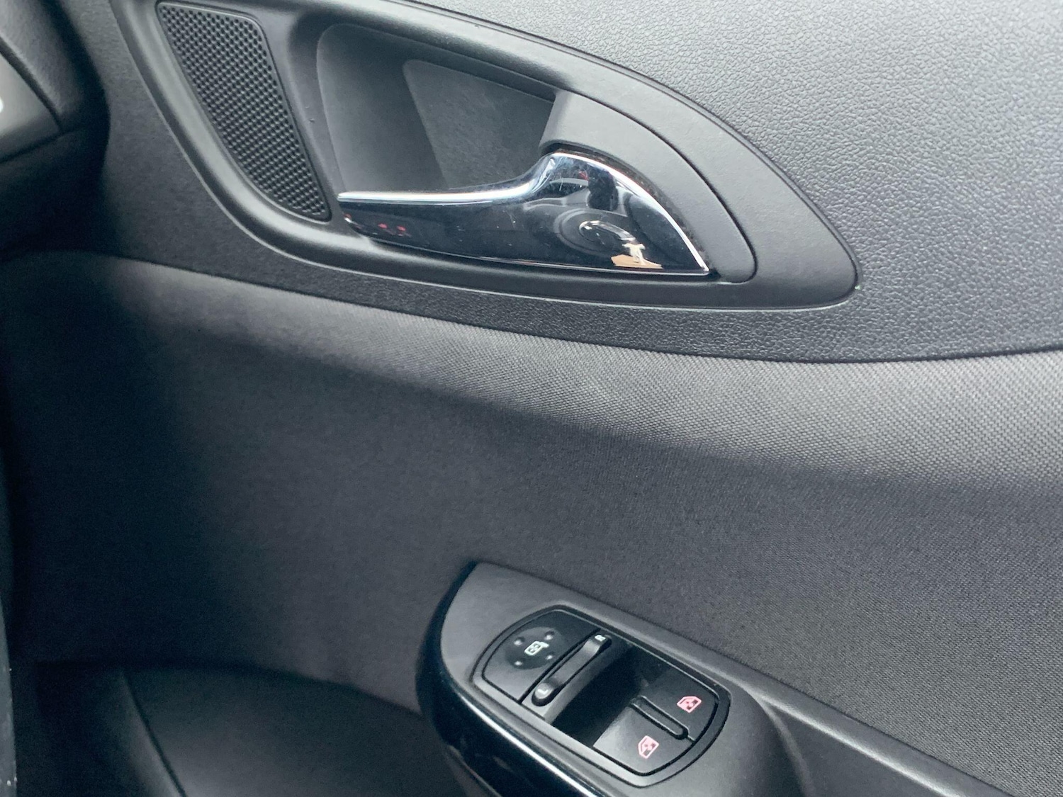 Used Vauxhall Corsa 2015 for sale - 76989719: Photo 15