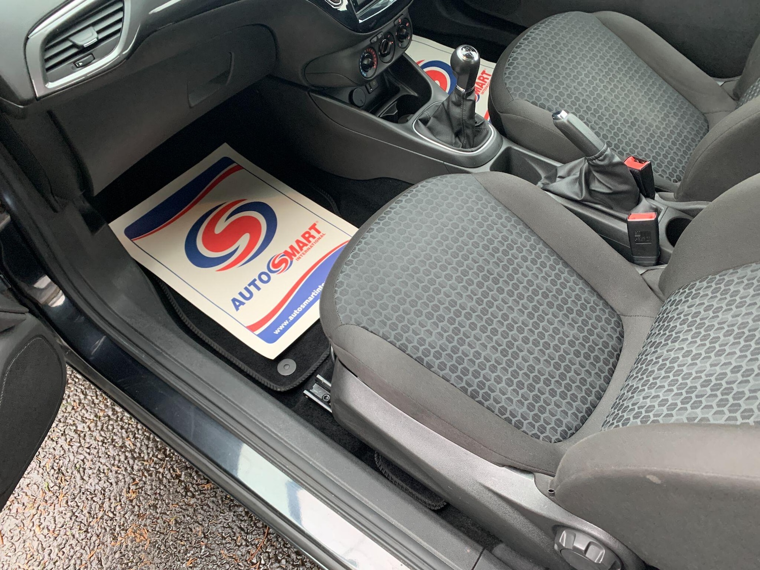 Used Vauxhall Corsa 2015 for sale - 76989719: Photo 18