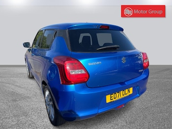 Used Suzuki Swift 2021 for sale - 75539852: Photo