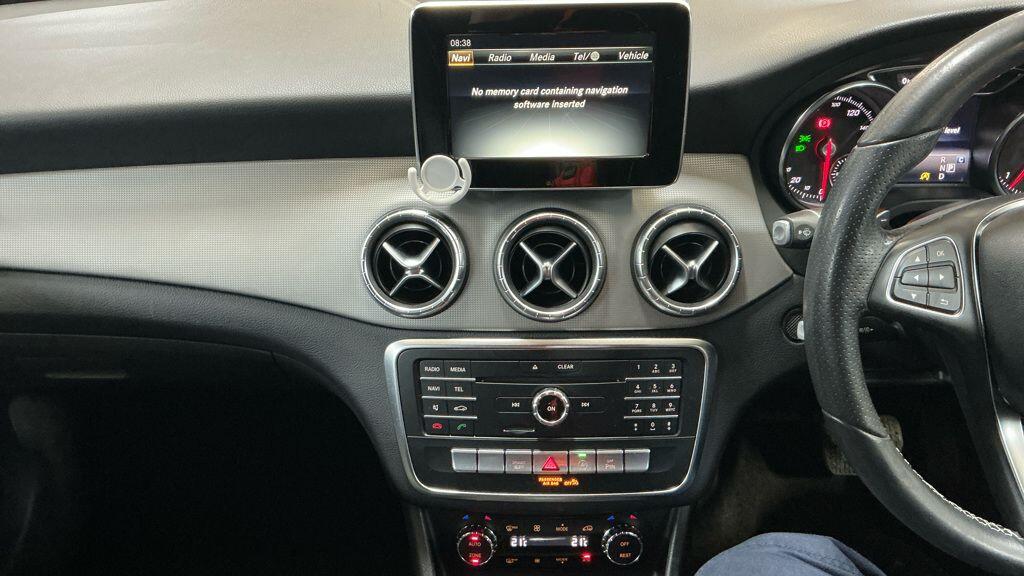 Used Mercedes-Benz CLA for sale - 77705319: Photo 15