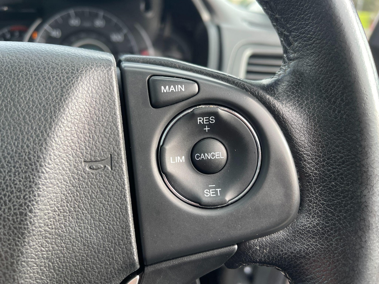 Used Honda CR-V 2016 for sale - 77705227: Photo 32