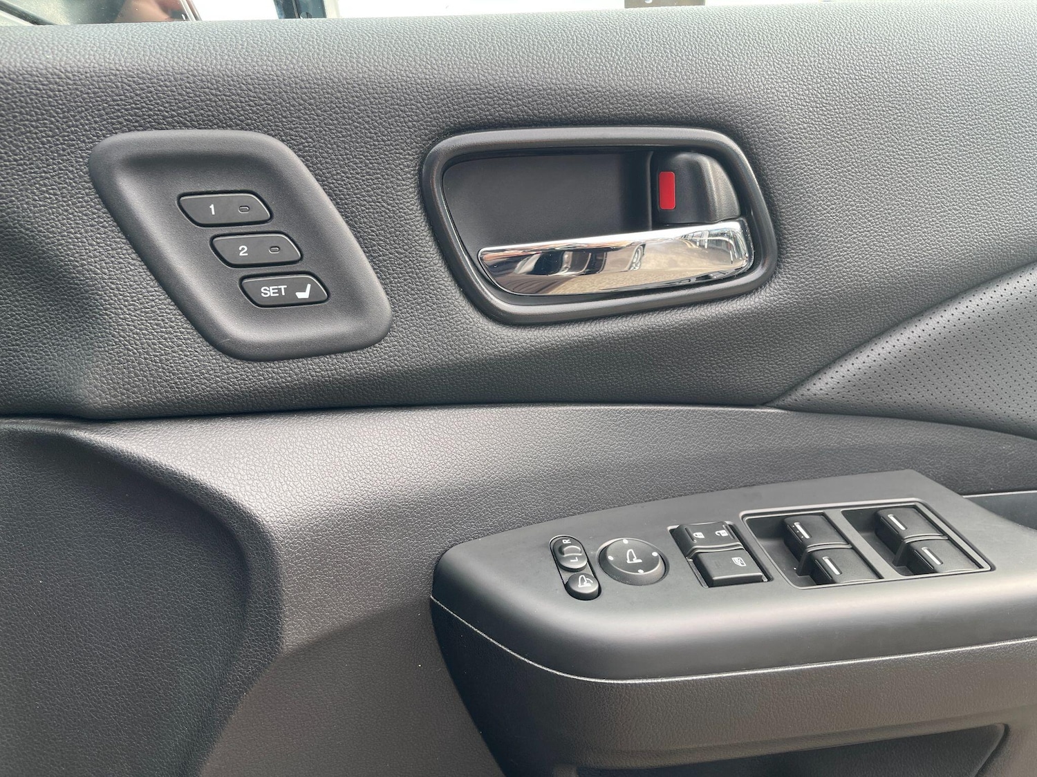 Used Honda CR-V 2016 for sale - 77705227: Photo 62