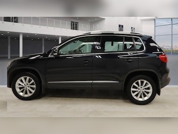 Used Volkswagen Tiguan 2013 for sale - 77705322: Photo