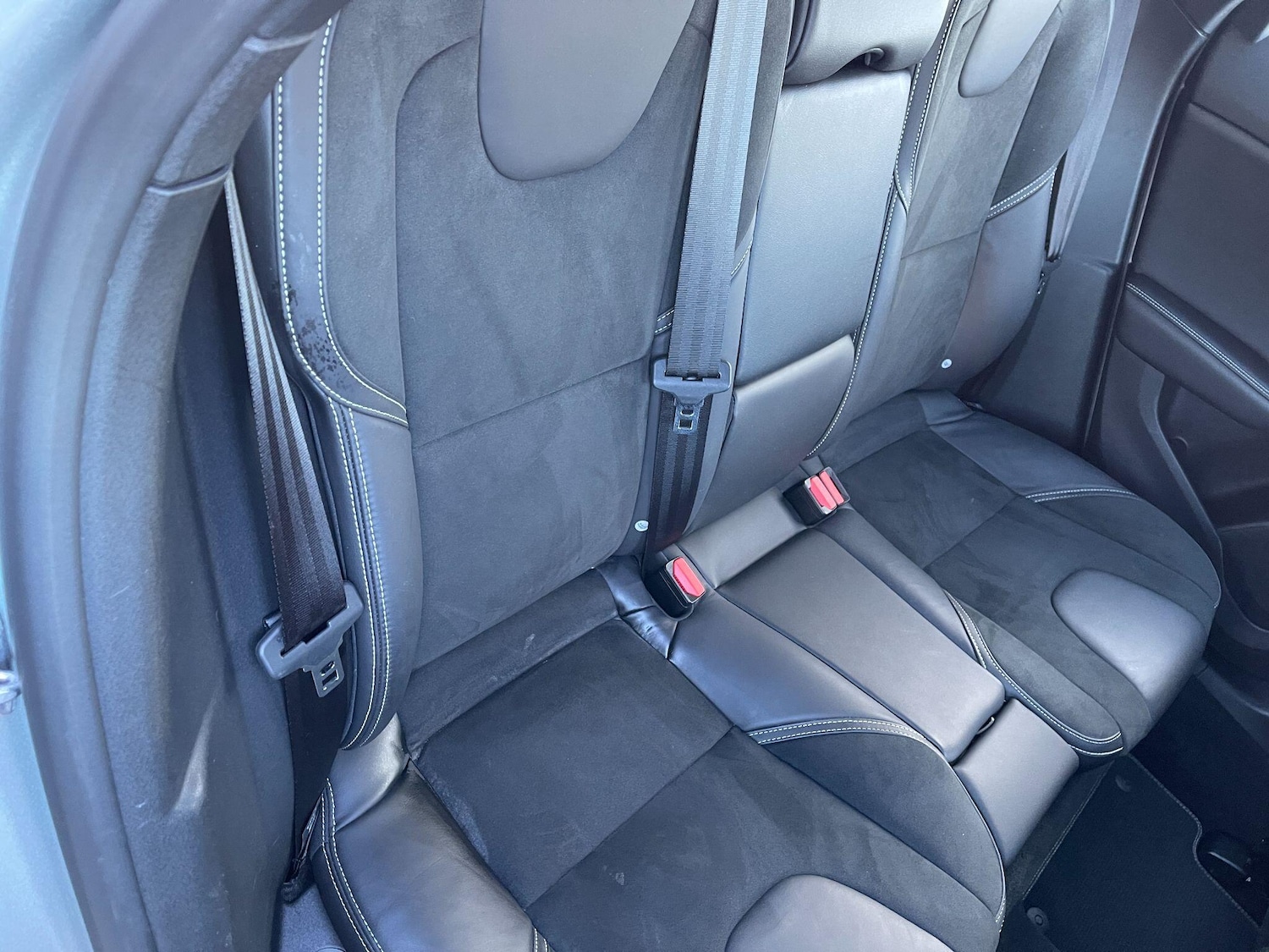 Used Volvo V40 2019 for sale - 77120654: Photo 14