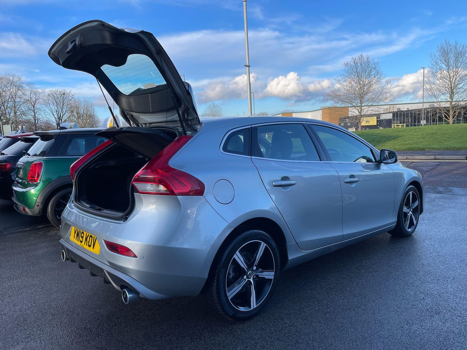 Used Volvo V40 2019 for sale - 77120654: Photo 31