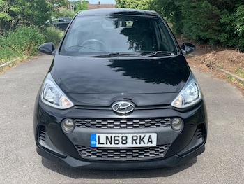 Used Hyundai i10 2018 for sale - 78461871: Photo