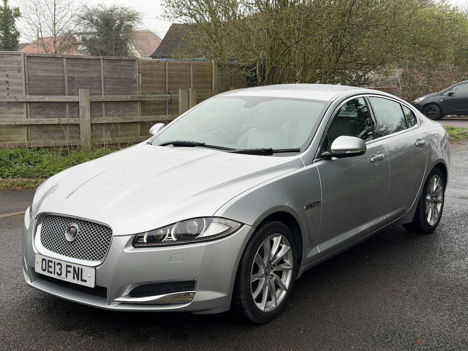 Used Jaguar XF 2013 for sale - 77523677: Photo 3