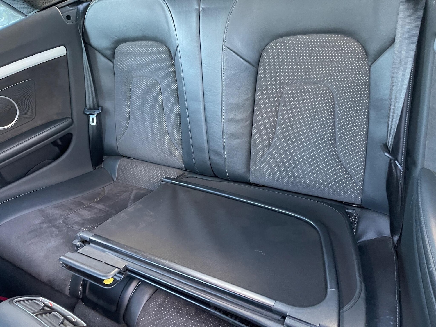 Used Audi A5 Cabriolet 2014 for sale - 76899289: Photo 19