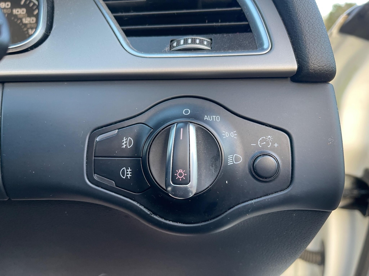 Used Audi A5 Cabriolet 2014 for sale - 76899289: Photo 23