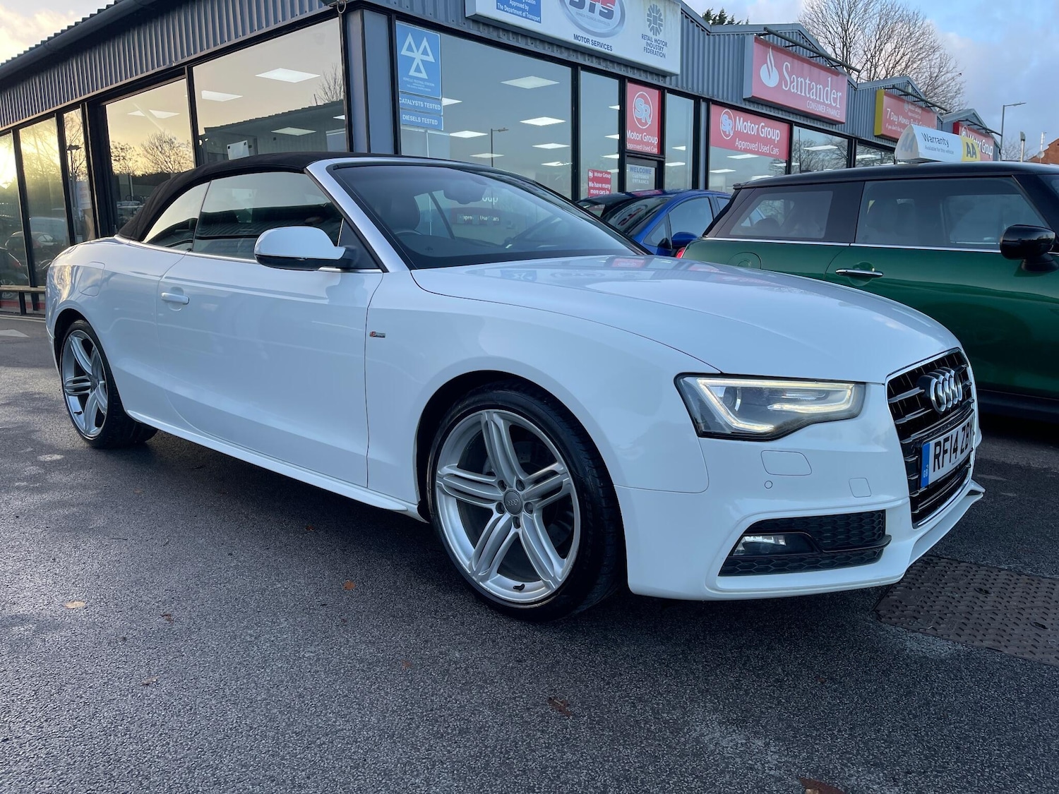 Used Audi A5 Cabriolet 2014 for sale - 76899289: Photo 3