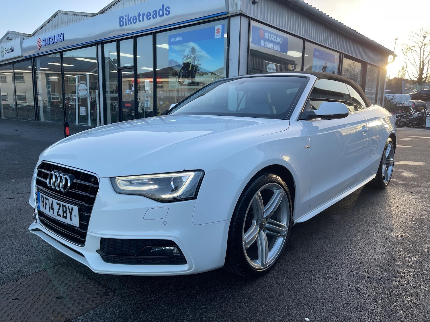 Used Audi A5 Cabriolet 2014 for sale - 76899289: Photo 4