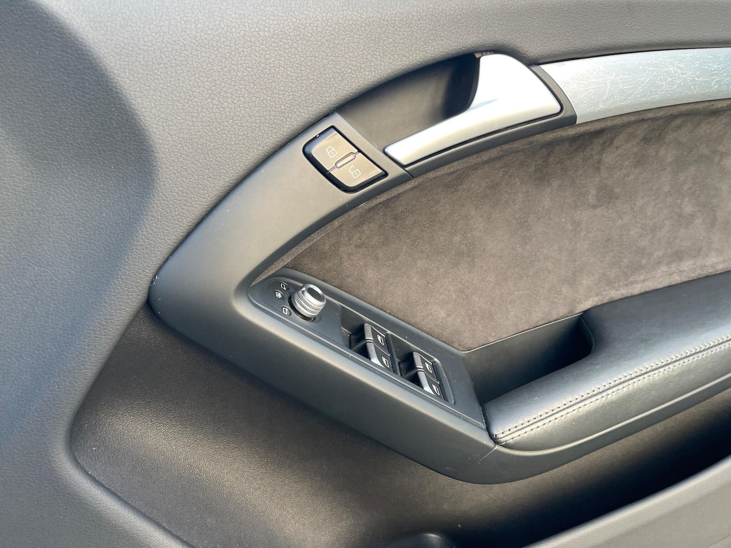 Used Audi A5 Cabriolet 2014 for sale - 76899289: Photo 44