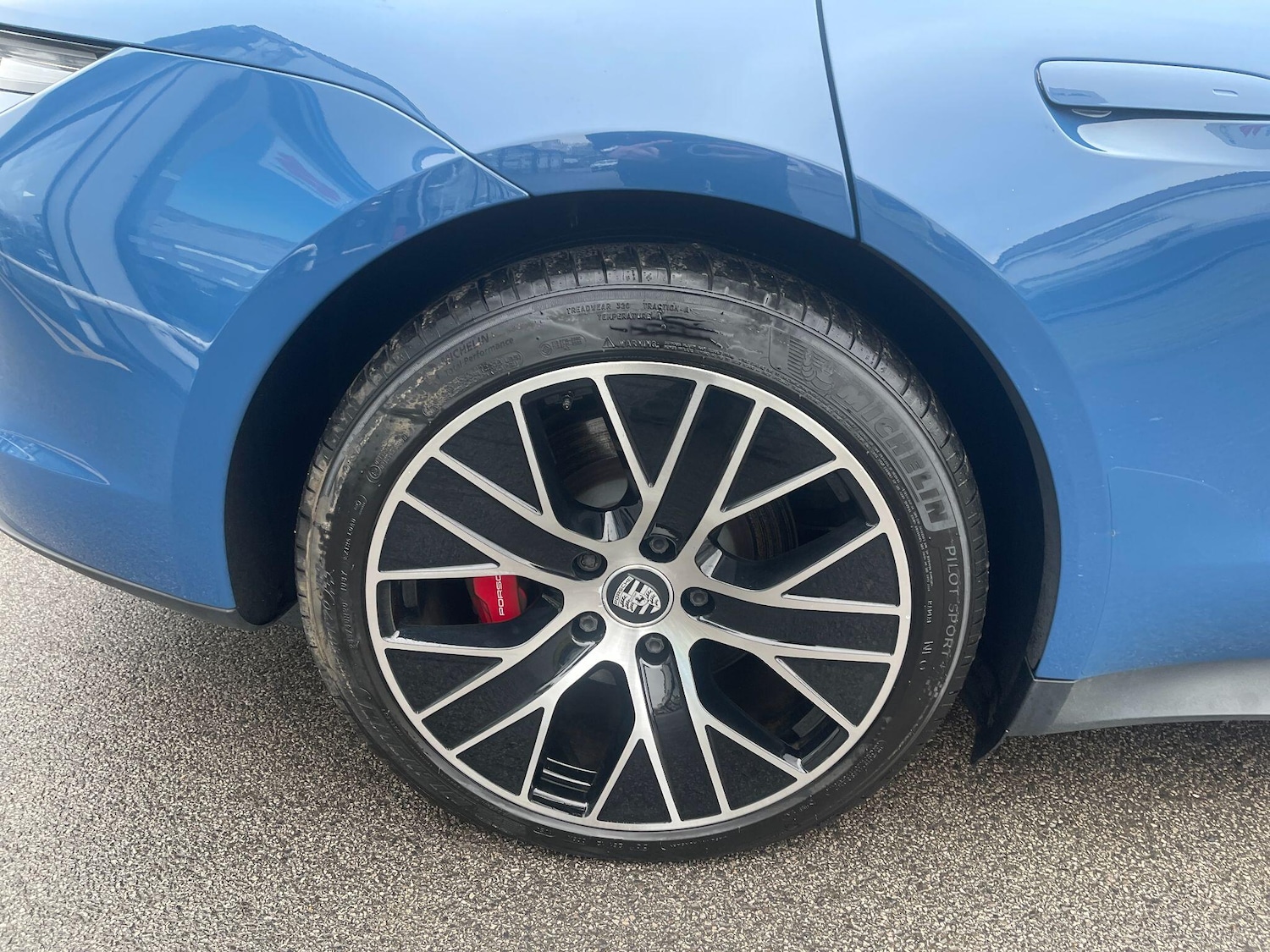 Used Porsche Taycan 2021 for sale - 77175151: Photo 33