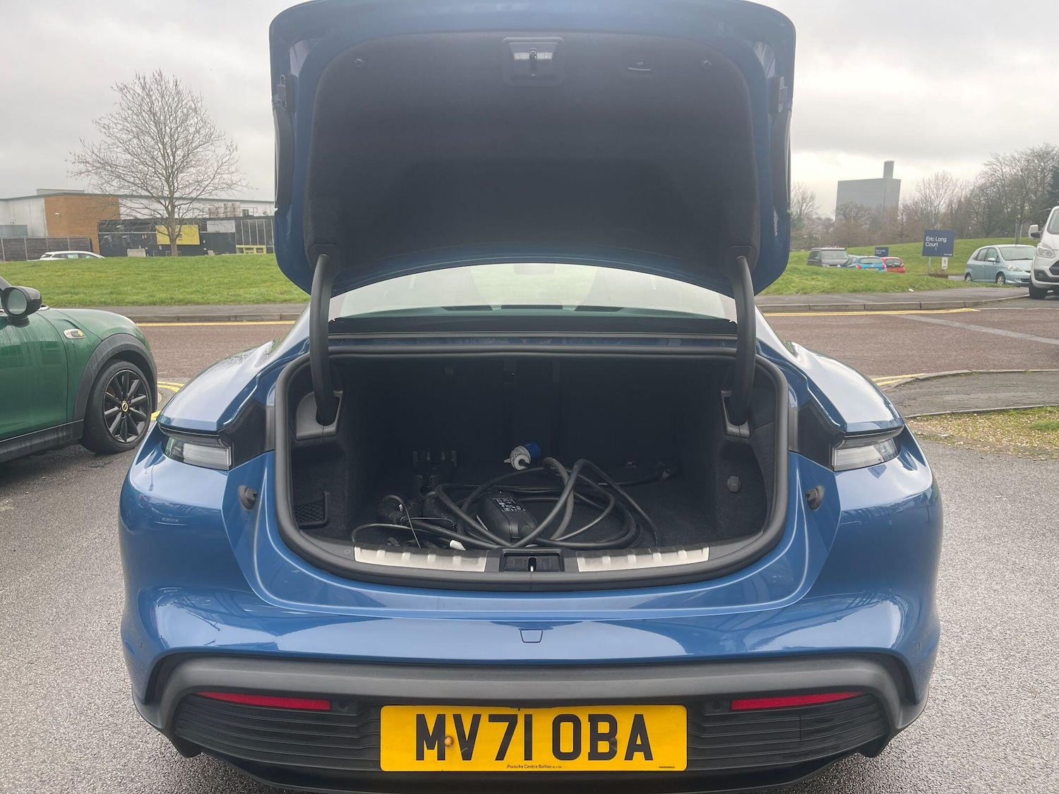 Used Porsche Taycan 2021 for sale - 77175151: Photo 39