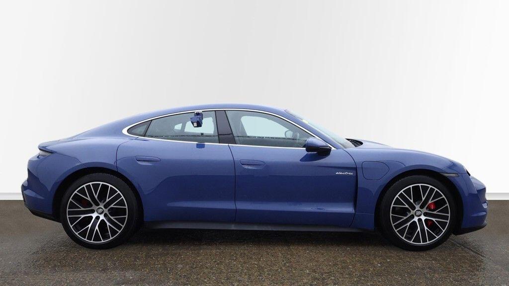 Used Porsche Taycan 2021 for sale - 77175151: Photo 5