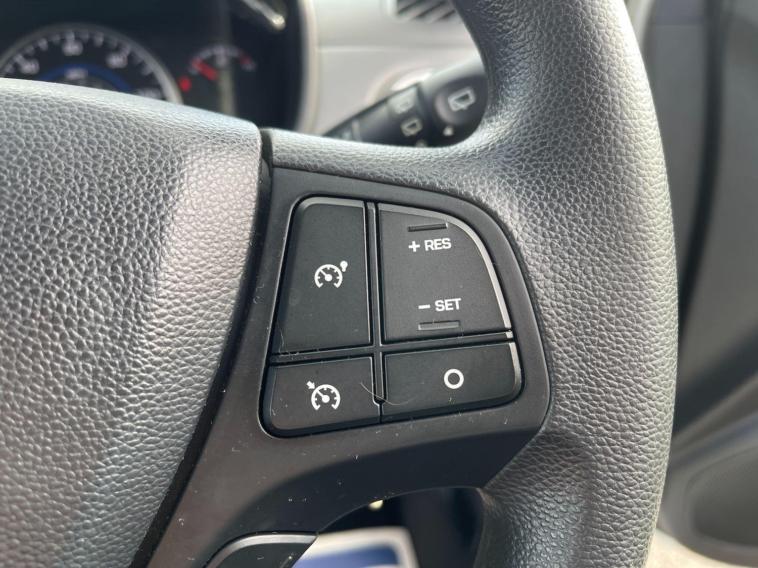 Used Hyundai i10 2017 for sale - 77853857: Photo 20