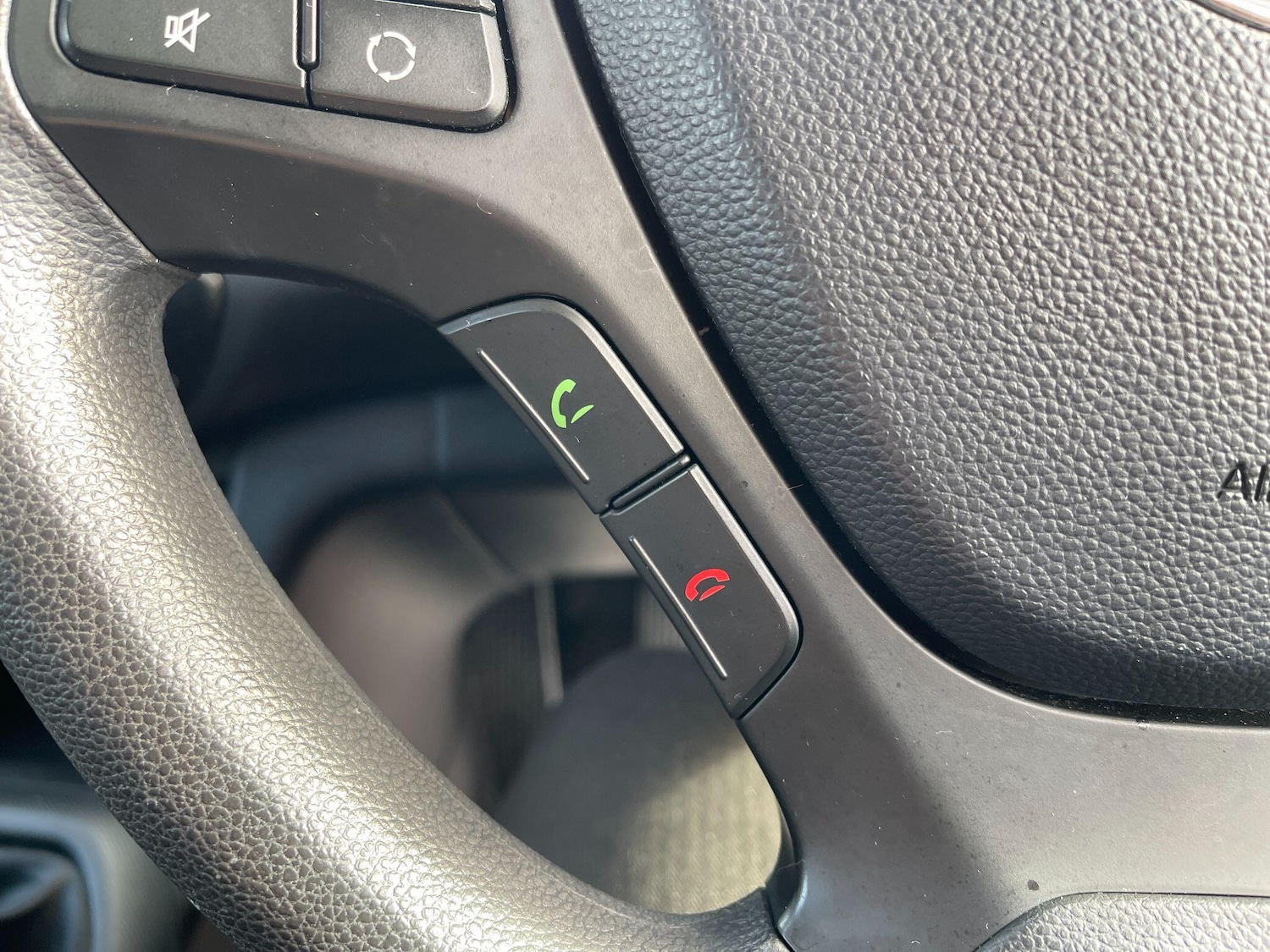 Used Hyundai i10 2017 for sale - 77853857: Photo 21