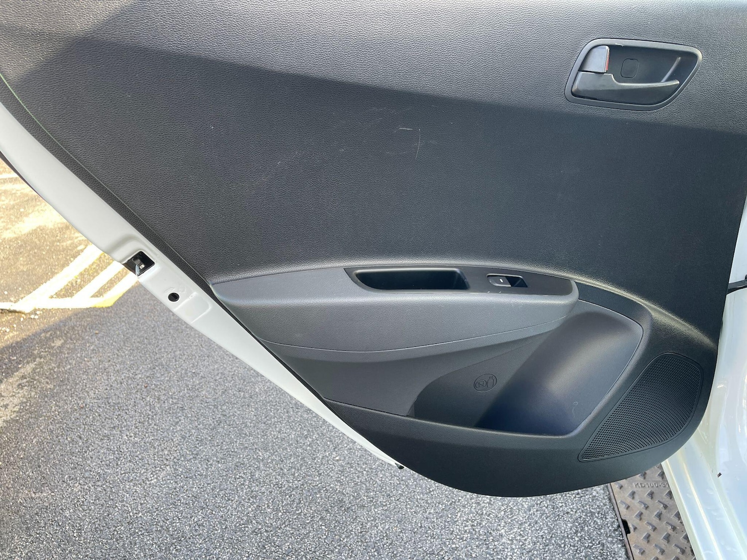 Used Hyundai i10 2017 for sale - 77853857: Photo 27