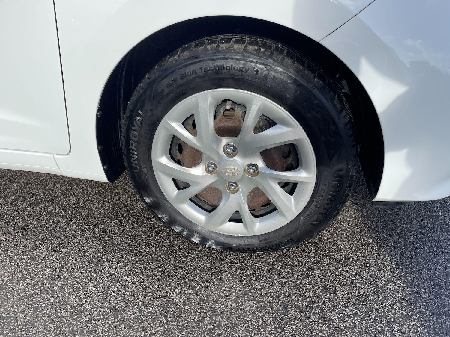 Used Hyundai i10 2017 for sale - 77853857: Photo 30