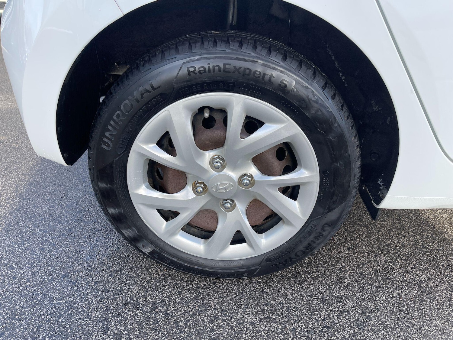 Used Hyundai i10 2017 for sale - 77853857: Photo 31