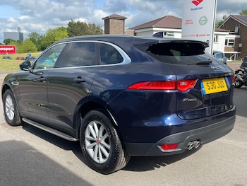 Used Jaguar F-Pace 2017 for sale - 78560899: Photo