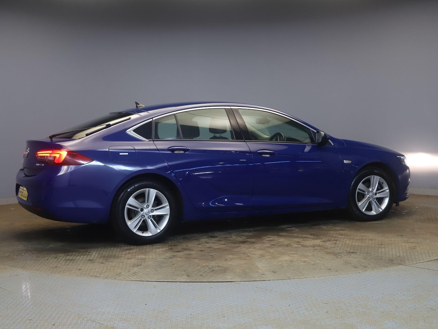 Used Vauxhall Insignia 2020 for sale - 76964489: Photo 5