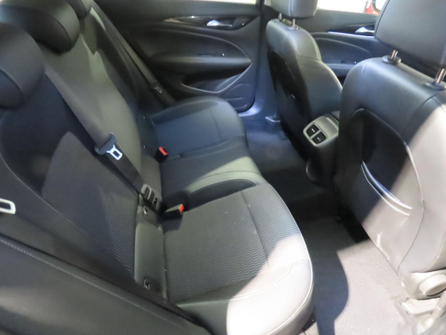 Used Vauxhall Insignia 2020 for sale - 76964489: Photo 9