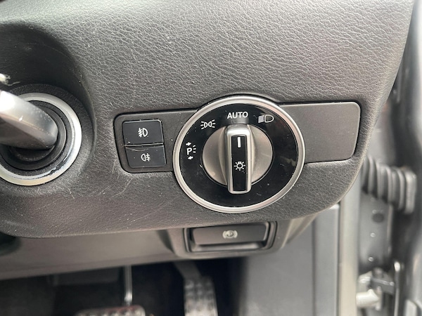 Used Infiniti Q30 2017 for sale - 76295862: Photo 43