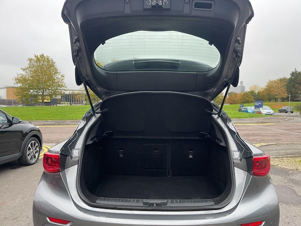 Used Infiniti Q30 2017 for sale - 76295862: Photo 60