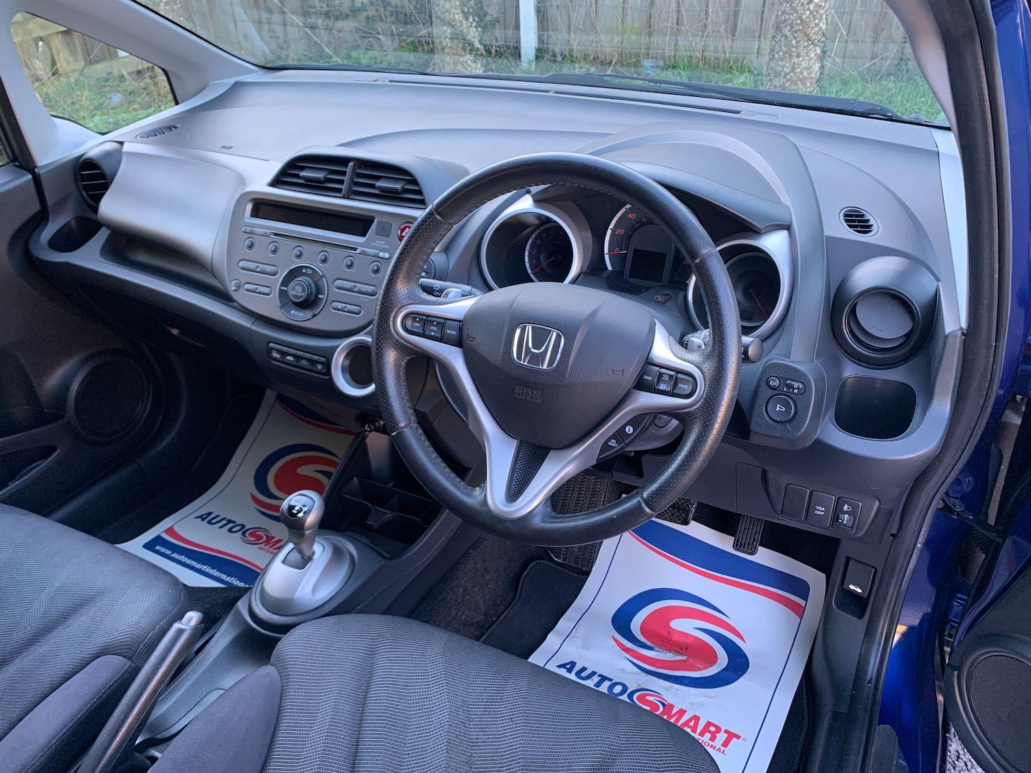 Used Honda Jazz 2010 for sale - 76620450: Photo 10