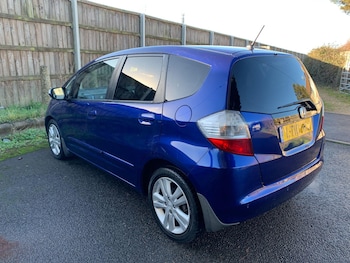 Used Honda Jazz 2010 for sale - 76620450: Photo