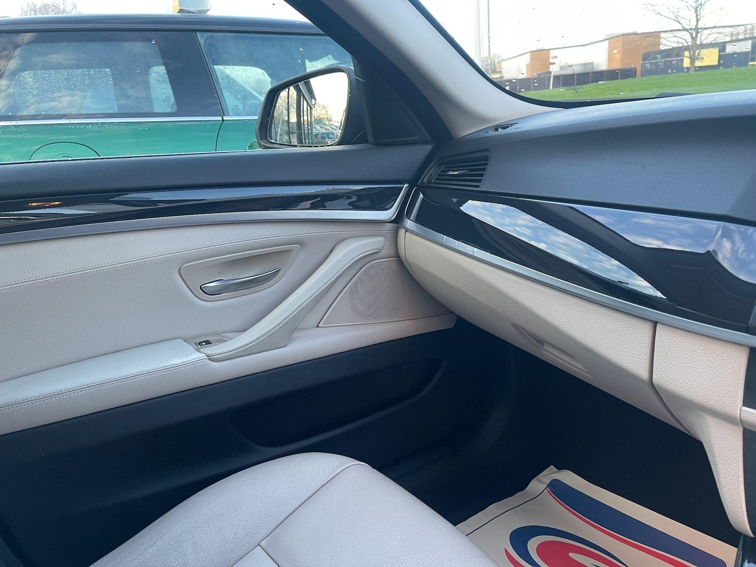 Used BMW 5 Series 2015 for sale - 77049697: Photo 42