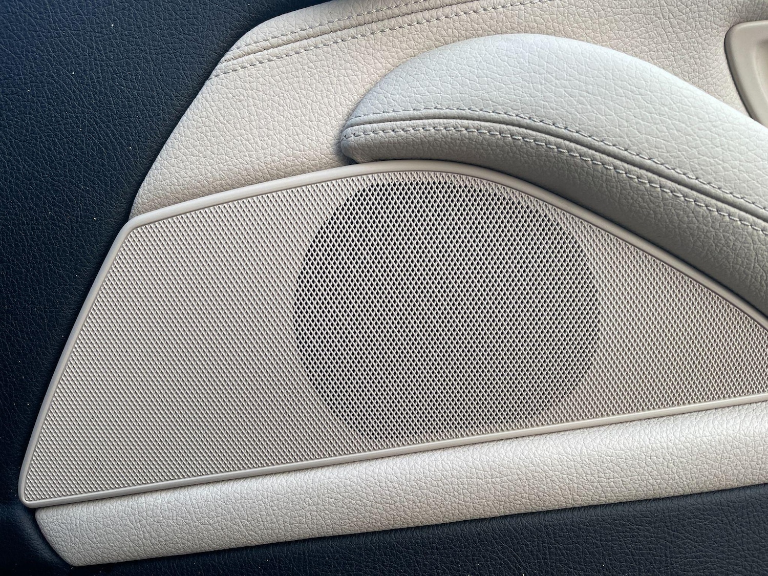 Used BMW 5 Series 2015 for sale - 77049697: Photo 43