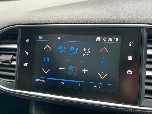 Used Peugeot 308 2018 for sale - 76084301: Photo 11