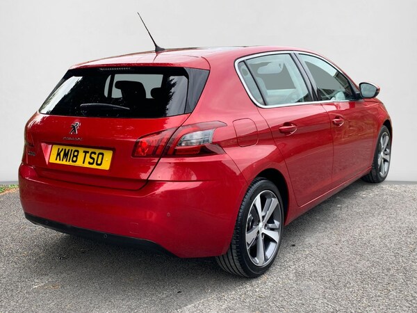 Used Peugeot 308 2018 for sale - 76084301: Photo 6