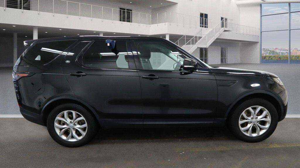 Used Land Rover Discovery 2017 for sale - 77074060: Photo 10
