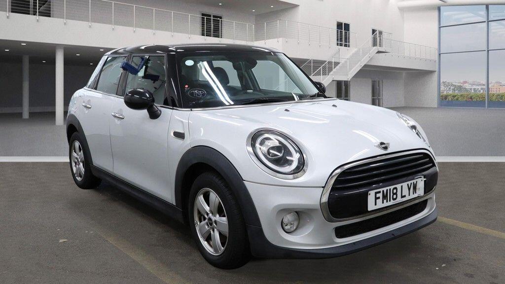 Used MINI Hatch 2018 for sale - 76398615: Photo 1
